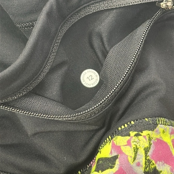 Lululemon Speed Up High-Rise Lined Short 2.5" Inflected Highlight Yellow Multi - Picture 5 of 5